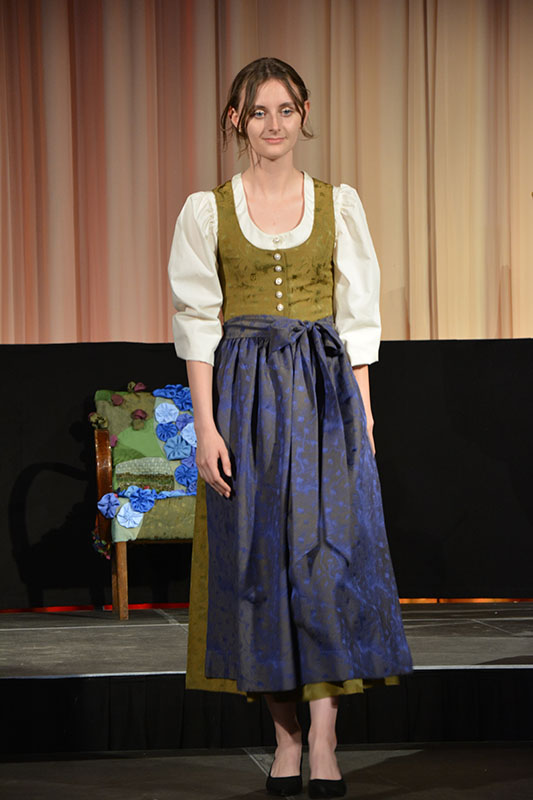 NOE Stoff Alina Hirschl